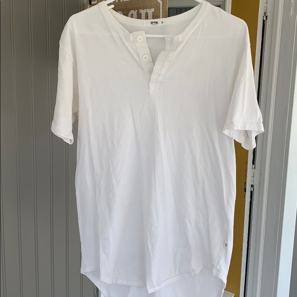 Long white tee shirt
